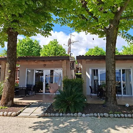 Villaggio Turistico Dei Tigli 파뎅게술가르다 외부 사진